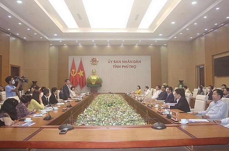 Overseas Vietnamese Respectfully Pay Tribute To The Merits Of Hung Kings Overseas Vietnamese Respectfully Pay Tribute To The Merits Of Hung Kings