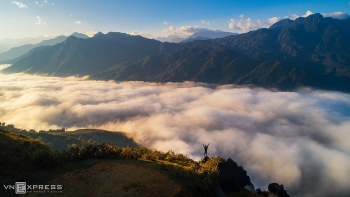 absorbing scene of dawn in some areas of vietnam