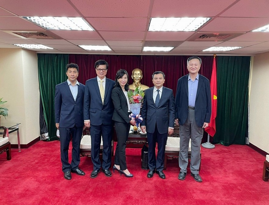 Recognizing Contributions To The Homeland Of the Recognizing Contributions To The Homeland Of the