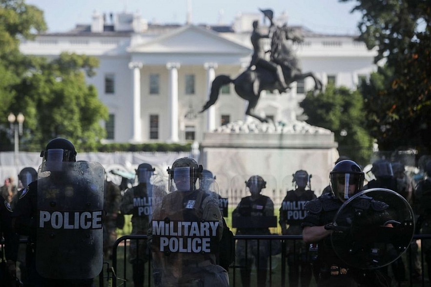 Riots in America update: Peaceful protesters just outside the White House president donald trump considering options on response to protesters over floyds death