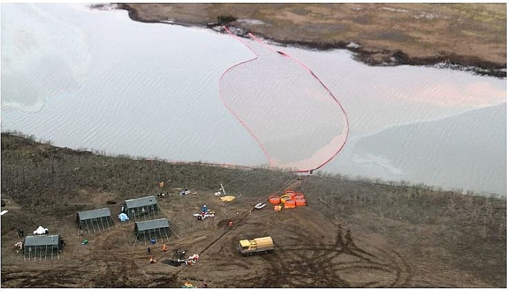 Russia launches major clean-up operation after huge arctic fuel spill incident russia launches major clean up operation after huge arctic fuel spill incident