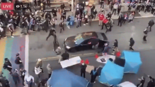 protests in america update bail set for seattle man accused of shooting protester after driving into crowd