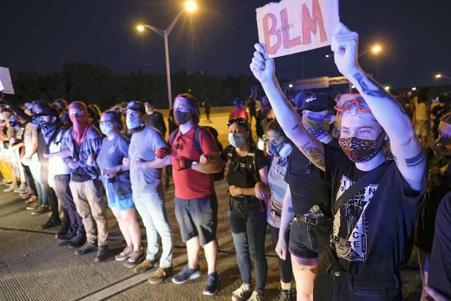 Demonstrators block the I75 highway in Atlanta on Saturday. Photo: AP 3537 demonstrate