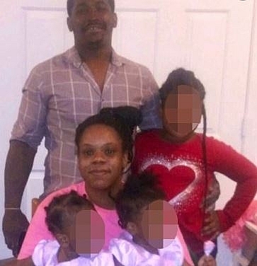 A photo of Brooks' family. Source: wikisoon 2931 tomika miller