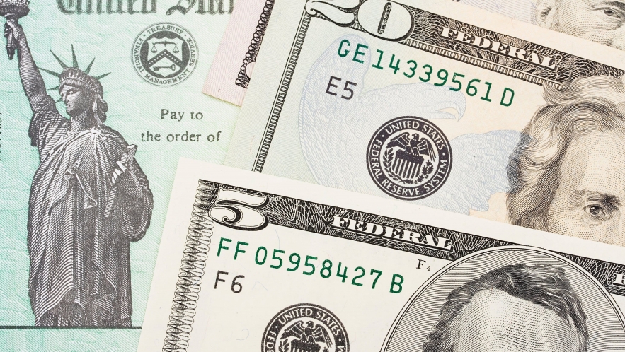 Photo: USA Today 0419 us payment 1