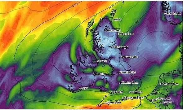 UK and Europe weather forecast latest, September 18: Thunderstorms bring intensive winds and flooding to sweep Europe UK and Europe weather forecast latest, September 18: Thunderstorms bring intensive winds and flooding to sweep Europe