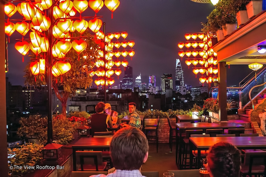 Expats in Ho Chi Minh City: Top bars for foreigners to enjoy Saigon nightlife experience Expats in Ho Chi Minh City: Top bars for foreigners to enjoy Saigon nightlife experience