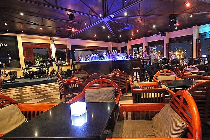 Expats in Ho Chi Minh City: Top bars for foreigners to enjoy Saigon nightlife experience Expats in Ho Chi Minh City: Top bars for foreigners to enjoy Saigon nightlife experience