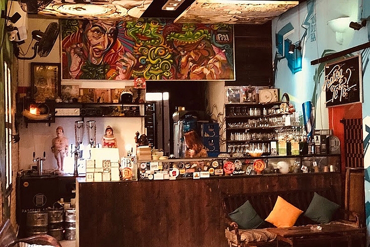 Expats in Ho Chi Minh City: Top bars for foreigners to enjoy Saigon nightlife experience Expats in Ho Chi Minh City: Top bars for foreigners to enjoy Saigon nightlife experience