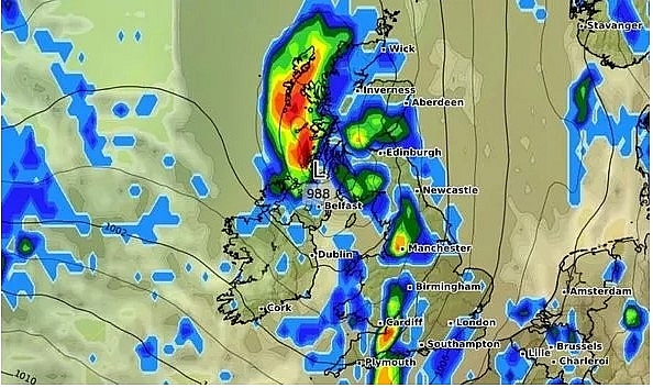 UK and Europe weather forecast latest, September 29: Heavy rain and frost set to clash Britain UK and Europe weather forecast latest, September 29: Heavy rain and frost set to clash Britain