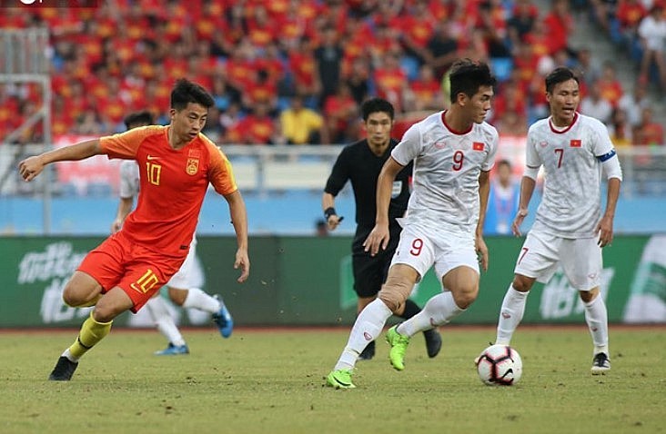 U22 Vietnam (in white) beat U22 China 2-0 in a friendly on September 8, 2019. Photo by VnExpress/Lam Thoa. U22 Vietnam (in white) beat U22 China 2-0 in a friendly on September 8, 2019. Photo by VnExpress/Lam Thoa.