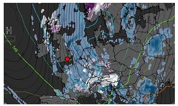 UK and Europe weather forecast latest, October 13: Temperatures plummet below freezing in Britain UK and Europe weather forecast latest, October 13: Temperatures plummet below freezing in Britain