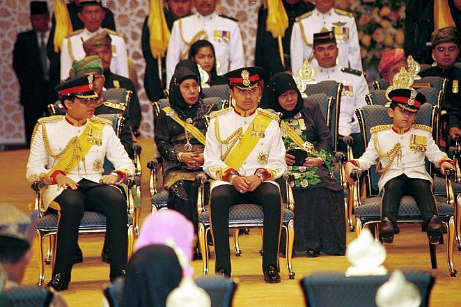 Sultan of Brunei: All things about the four famous children with his second wife Sultan of Brunei: All things about the four famous children with his second wife
