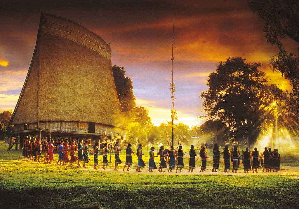 Introducing indigenous culinary culture of Central Highlands through 