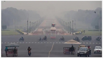 india weather forecast latest december 2 a new storm to bring heavy rainfall to south tamil nadu and south kerala