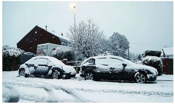uk and europe weather forecast latest december 31 more ice snow and wintry showers to blanket large parts of the uk