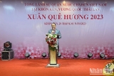 ປະ​ຊາ​ຄົມ​ຊາວ​ຫວຽດ​ນາມ ອາ​ໄສ​ຢູ່​ອີ​ສານ ໄທ ຕ້ອນ​ຮັບ​ລະ​ດູ​ບານ​ໃໝ່​ແຫ່ງ​ບ້ານ​ເກີດ​ເມືອງນອນ
