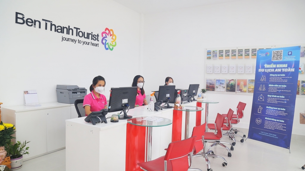 ມີ​ບໍ​ລິ​ສັດ​ທ່ອງ​ທ່ຽວຫຼາຍ​ແຫ່ງ​ຢູ່​ນະ​ຄອນ​ໂຮ່​ຈີ​ມິນ​ພ້ອມ​ກັນເປີດ​ຂາຍ tour ໄປ​ທ່ອງ​ທ່ຽວ​ຕ່າງ​ປະ​ເທດ