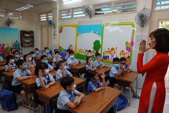 ຫົວ​ໜ້າຜູ້​ຕາງ​ໜ້າ UNCEF ປະ​ຈຳ ຫວຽດ​ນາມ: ການ​ເປີດ​ປະ​ຕູ​ໂຮງ​ຮຽນ​ຄືນ​ໃໝ່​ ມີປະ​ໂຫຍດ​ທີ່​ສຸດ​ຕໍ່ເດັກ​ນ້ອຍ.