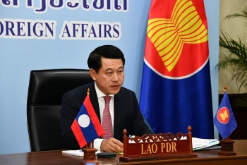 ລັດຖະມົນຕີຕ່າງປະເທດ ເຂົ້າຮ່ວມກອງປະຊຸມລັດຖະມົນຕີຕ່າງປະເທດອາຊຽນ ແບບບໍ່ເປັນທາງການ