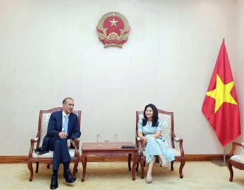 ມີຫຼາຍ​ການ​ເຄື່ອນ​ໄຫວ​ສະ​ເຫຼີມ​ສະຫຼອງ 60 ປີ​ແຫ່ງວັນ​ສ້າງ​ຕັ້ງ​ການ​ພົ​ວ​ພັນ​ທາງ​ການ​ທູດ ລະ​ຫວ່າງ ຫວຽດ​ນາມ - ມາ​ຣົກ
