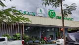 ຮ້ານສັບພະສິນຄ້າຫວຽດນາມ ຢູ່ກາງປ່າຢາງພາລາ ກຳປູເຈຍ