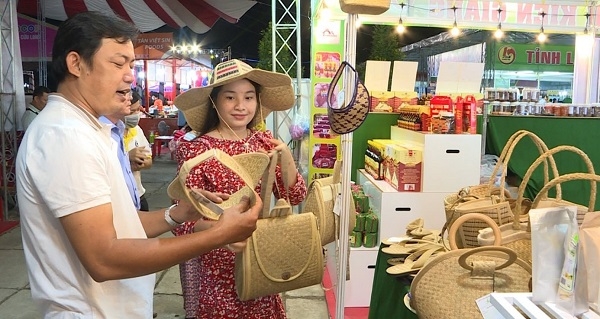 ເຂ​ດ​ທົ່ງ​ພຽງ​ແມ່​ນ້ຳ​ຂອງ​ທາງ​ພາກ​ໃຕ້​ ໂຄ​ສະ​ນາ​ຜະ​ລິດ​ຕະ​ພັນ OCOP