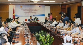 ກອງ​ປະ​ຊຸມ​ສຳ​ມະ​ນາ​ທາງ​ອອນ​ລາຍ​ກ່ຽວ​ກັບ EVFTA: ກາ​ລະ​ໂອ​ກາດ​ໃດ​ໃຫ້​ແກ່​ວິ​ສາ​ຫະ​ກິດ​ຝ​ລັ່ງ