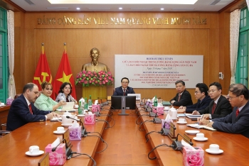 ແລກ​ປ່ຽນ​ບັນ​ດາ​ມາດ​ຕະ​ການ​ຊຸກ​ຍູ້​ການ​ພົວ​ພັນ​ລະ​ຫວ່າງ​ຫວຽດ​ນາມ - ກູບ​າ
