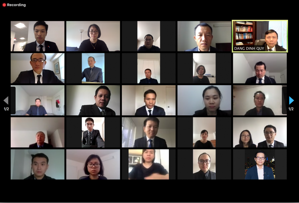 ບັນ​ດາ​ອົງ​ກາ​ນ​ຕາງ​ໜ້າ​ຫວຽດ​ນາມ, ສະ​ຖ​ານ​ທູດ​ຫວຽດ​ນາມ​ປະ​ຈຳ​ອາ​ເມ​ລິ​ກາ​ຈັດ​ຕັ້ງ​ພິ​ທີ​ໄວ້​ອາ​ໄລ​ທ່ານ​ອະ​ດີດ​ເລ​ຂ​າ​ທິການ​ໃຫຍ່ ເລ​ຂາ​ຟຽວ