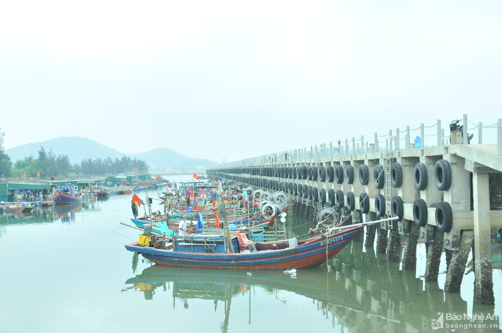 ປະ​ການການ​ວາງ​ແຜນ​ຜັງ​ສັງ​ລວມ ພັດ​ທະ​ນາ​ລະ​ບົບ​ທ່າກ່ຳ​ປັ່ນ​ທະ​ເລ ຫວຽດ​ນາມ ໄລ​ຍະ 2021 – 2030, ວິ​ໄສ​ທັດ​ຮອດ​ປີ 2050.
