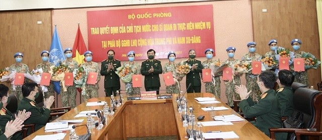 ຫວຽດ​ນາມ ຈັດ​ສົ່ງ​ນາຍ​ທະ​ຫານ​ຮັກ​ສາ​ສັນ​ຕິ​ພາບ ສ​ປ​ຊ ຕື່ມ​ອີກ 12 ຄົນ​ຢູ່ ຊູ​ດັງ​ໃຕ້ ແລະ ອາບ​ຟຼີ​ກາກ​າງ