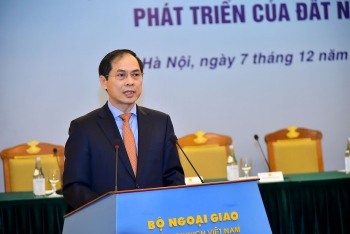 ການ​ພົວ​ພັນຕ່າງ​ປະ​ເທດ​ເສດ​ຖະ​ກິດ​ປະ​ກອບ​ສ່ວນ​ຢ່າງຕັ້ງ​ໜ້າ​ເຂົ້າ​ການ​ພັດ​ທະ​ນາ​ຂອງ​ປະ​ເທດ​ຊາດ