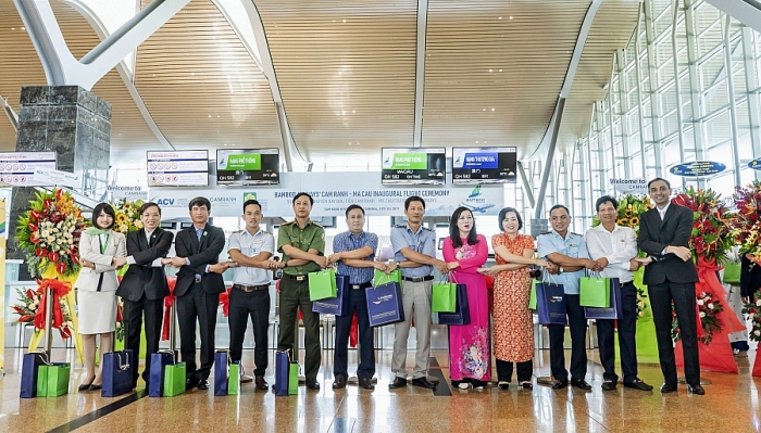 bamboo airways don chuyen bay ket noi viet nam voi ma cao trung quoc dau tien