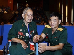 Chăm lo cho gia đình có công với cách mạng