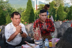 duoi mai nha tu tam