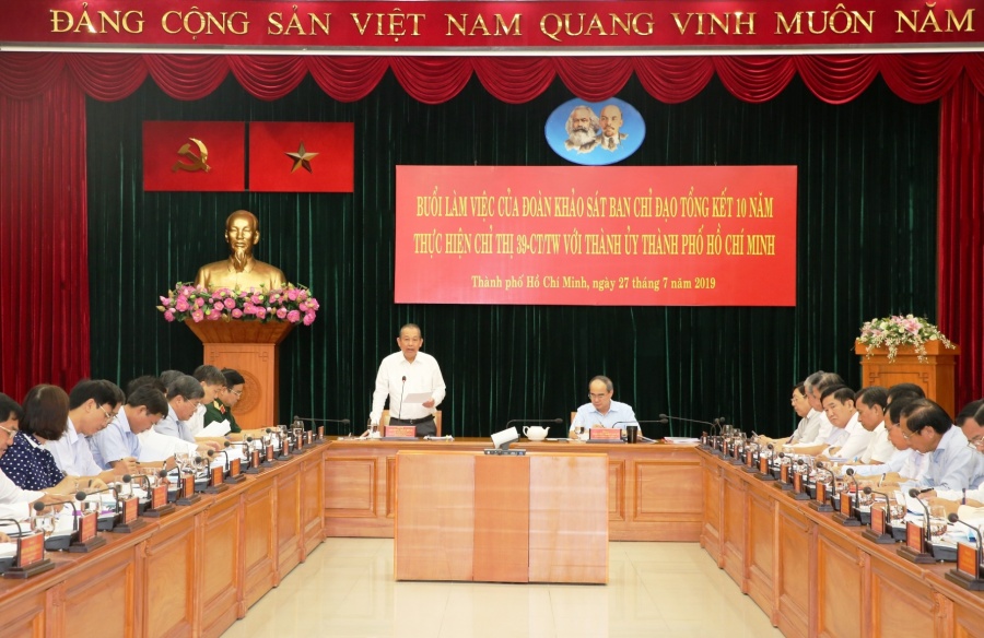 Phó Thủ tướng Thường trực Trương Hòa Bình làm việc với Thành ủy TPHCM pho thu tuong thuong truc lam viec voi thanh uy tphcm