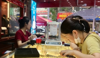 Thủ tướng yêu cầu xử lý nghiêm hành vi đầu cơ, thao túng thị trường vàng