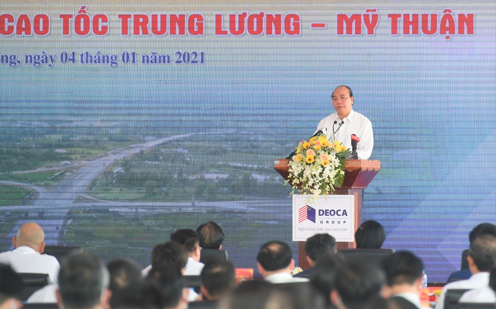 Thủ tướng Nguyễn Xuân Phúc: Phải khánh thành tuyến cao tốc mẫu mực Trung Lương – Mỹ Thuận trong năm 2021 Thủ tướng Nguyễn Xuân Phúc: Phải khánh thành tuyến cao tốc mẫu mực Trung Lương – Mỹ Thuận trong năm 2021