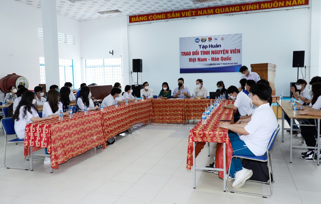 Cần Thơ: Khởi động chương trình giao lưu văn hóa học sinh, sinh viên Việt Nam - Hàn Quốc Cần Thơ: Khởi động chương trình giao lưu văn hóa học sinh, sinh viên Việt Nam - Hàn Quốc