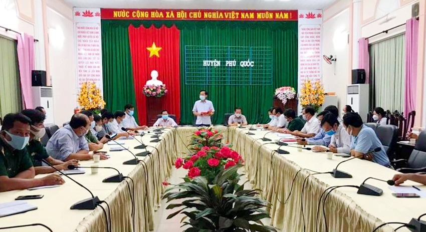 Phú Quốc xác định có hơn 200 người tiếp xúc gần với bệnh nhân 54 phu quoc xac dinh co hon 200 nguoi tiep xuc gan voi benh nhan 54