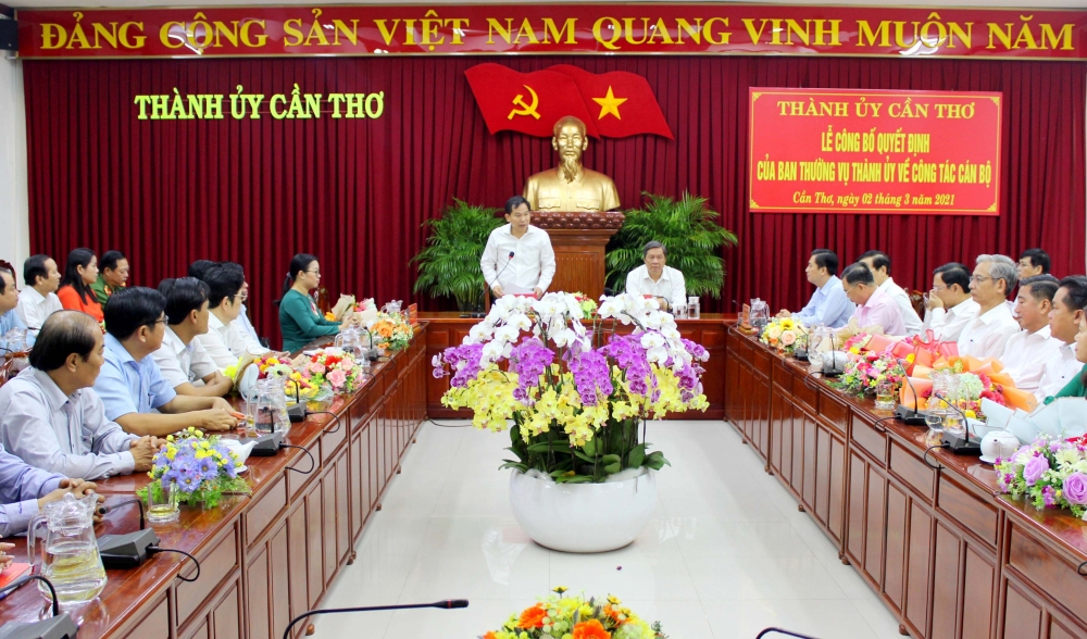 Cần Thơ: Luân chuyển điều động nhiều cán bộ chủ chốt sở ngành, quận huyện Cần Thơ: Luân chuyển điều động nhiều cán bộ chủ chốt sở ngành, quận huyện