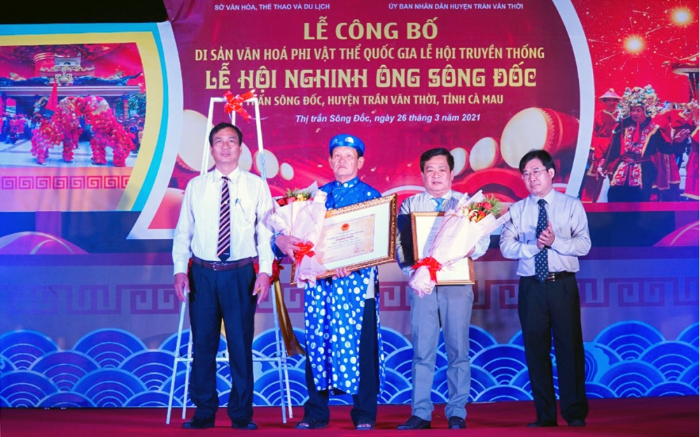 Cà Mau: Tưng bừng Lễ hội truyền thống Nghinh Ông Sông Đốc Cà Mau: Tưng bừng Lễ hội truyền thống Nghinh Ông Sông Đốc