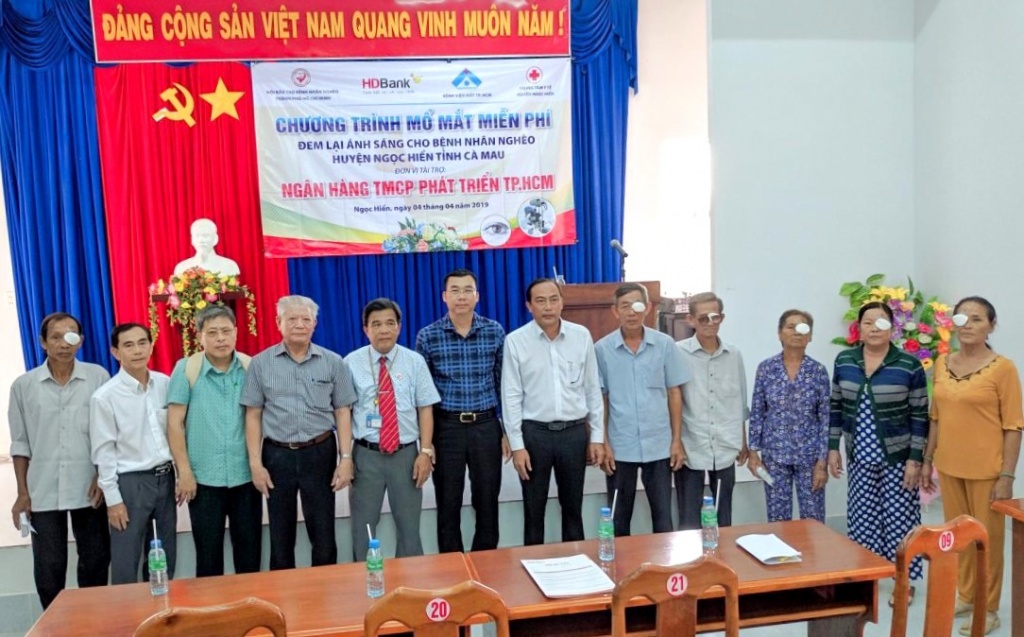 HDBank tài trợ kinh phí phẫu thuật giúp hơn 5.000 bệnh nhân nghèo tìm lại ánh sáng hdbank tai tro kinh phi phau thuat giup hon 5000 benh nhan ngheo tim lai anh sang