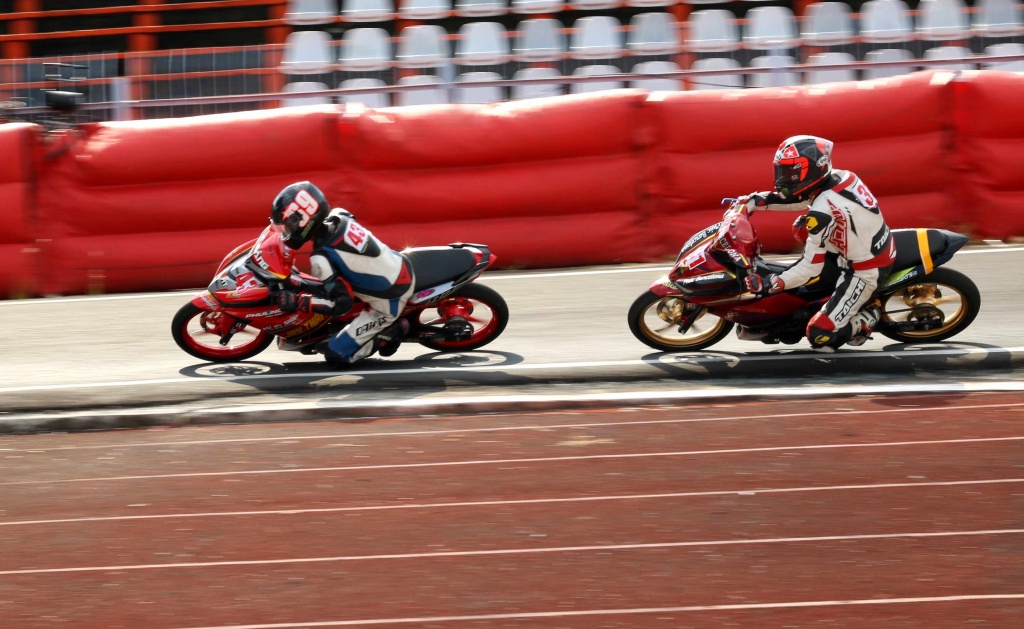 Gay cấn giải đua môtô tại Cần Thơ gay can giai dua moto tai can tho