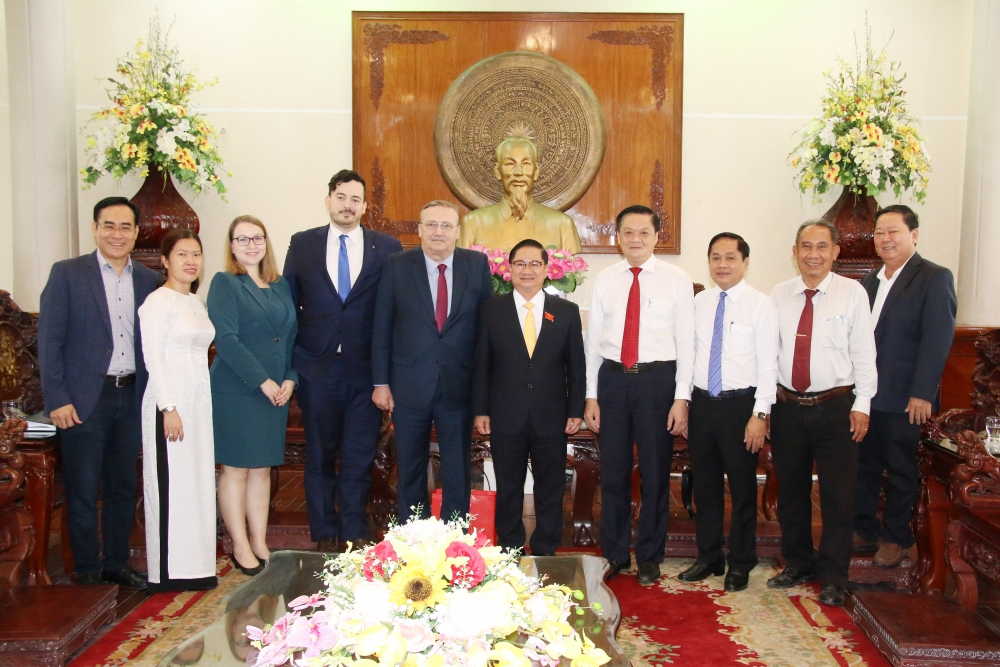 Đại sứ Hungary tại Việt Nam mong muốn đẩy nhanh tiến độ xây dựng Bệnh viện Ung bướu TP Cần Thơ Đại sứ Hungary tại Việt Nam mong muốn đẩy nhanh tiến độ xây dựng Bệnh viện Ung bướu TP Cần Thơ