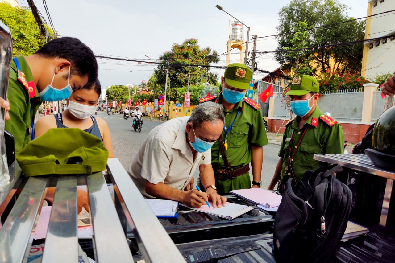 Cần Thơ xử lý nghiêm các vi phạm về trật tự an toàn giao thông Cần Thơ xử lý nghiêm các vi phạm về trật tự an toàn giao thông