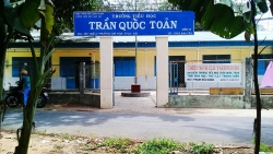khoi to thay giao day nhac u60 nung 3 be gai