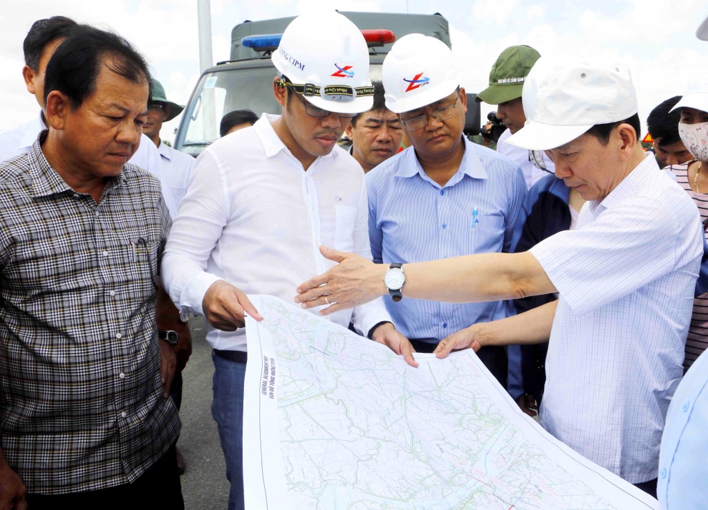 Có cầu mới, Cần Thơ vẫn muốn giữ phà Vàm Cống can tho se kien nghi bo giao thong van tai giu lai pha vam cong