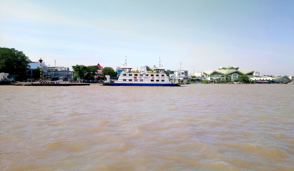 Có cầu mới, Cần Thơ vẫn muốn giữ phà Vàm Cống can tho se kien nghi bo giao thong van tai giu lai pha vam cong